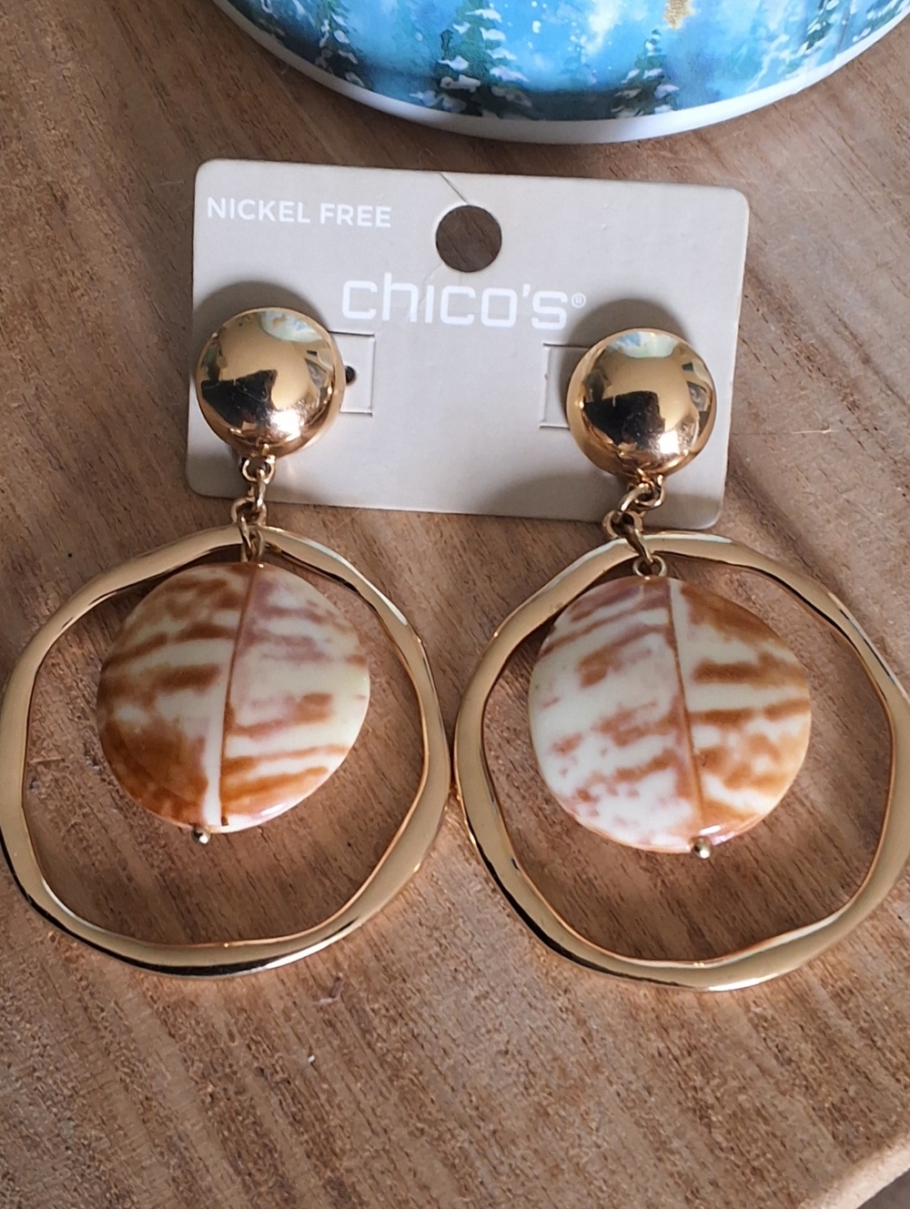 Beautiful Gold Tone Hoop Dangle Earrings with Shell Accents - NWT
